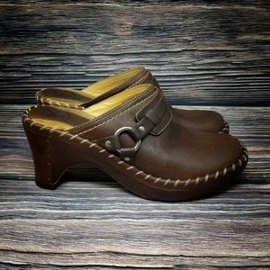 Frye Belted Harness Mule Booties sz 6.5 Chestnut